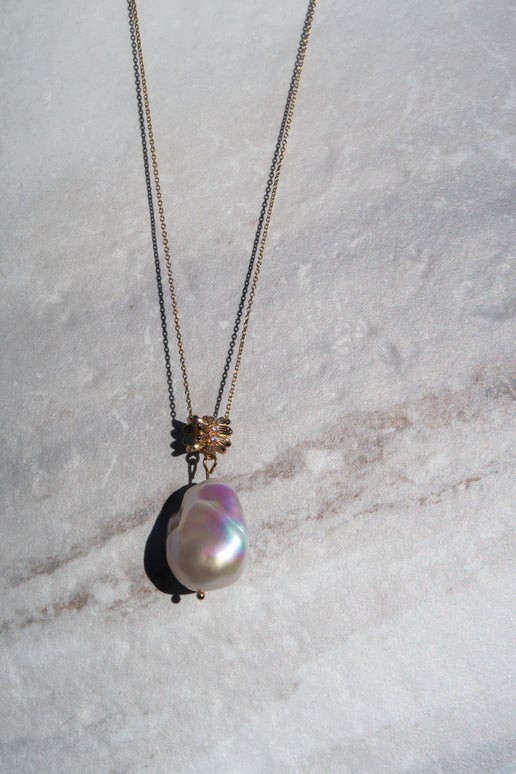 HQ White Baroque Pendant