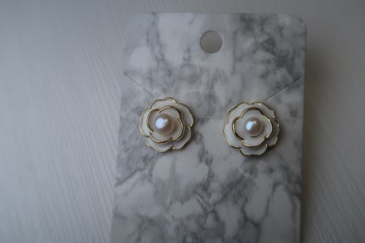 Flower Stud Earrings - Gold Plated