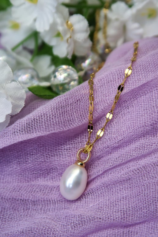 Luminous White Pearl Necklace🤍