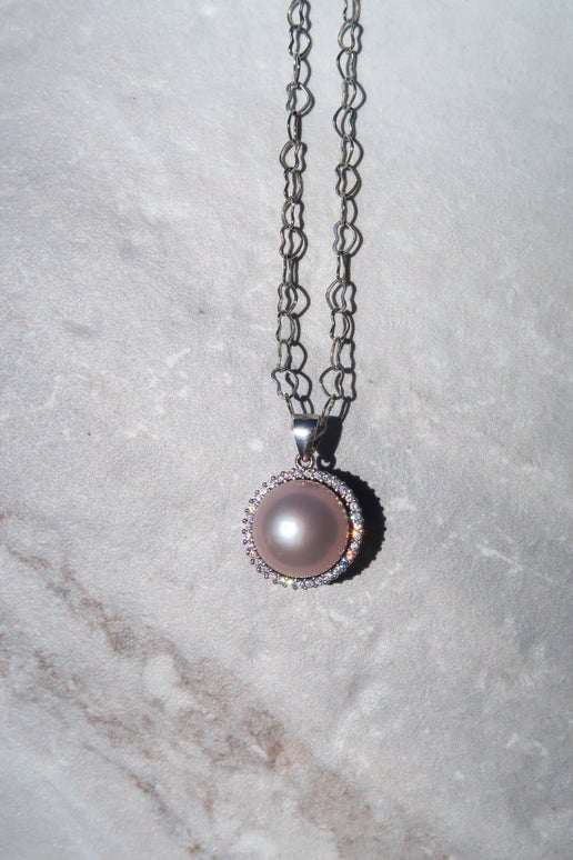 HQ Edison Pearl Pendant - Sterling Silver Heart Chain