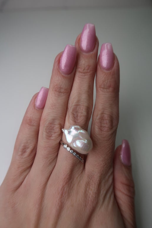 Exquisite White Baroque Pearl Ring in Sterling Silver