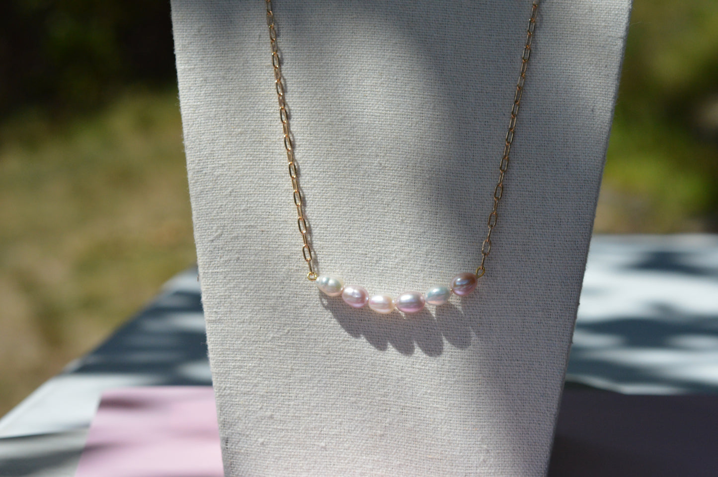 23" Pink & White Freshwater Pearl Necklace – Gold Plated Chain