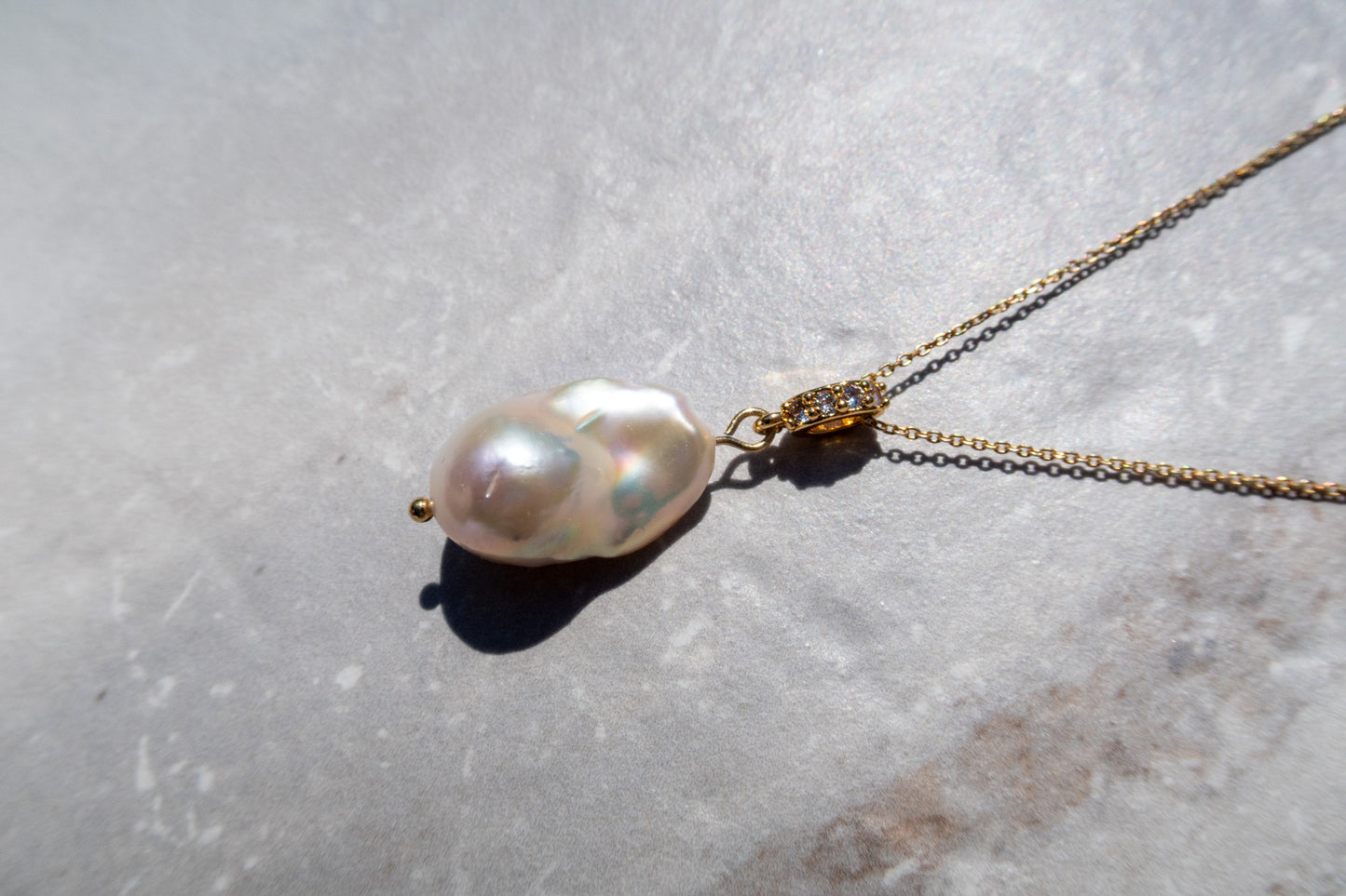 Elegant White Baroque Pendant