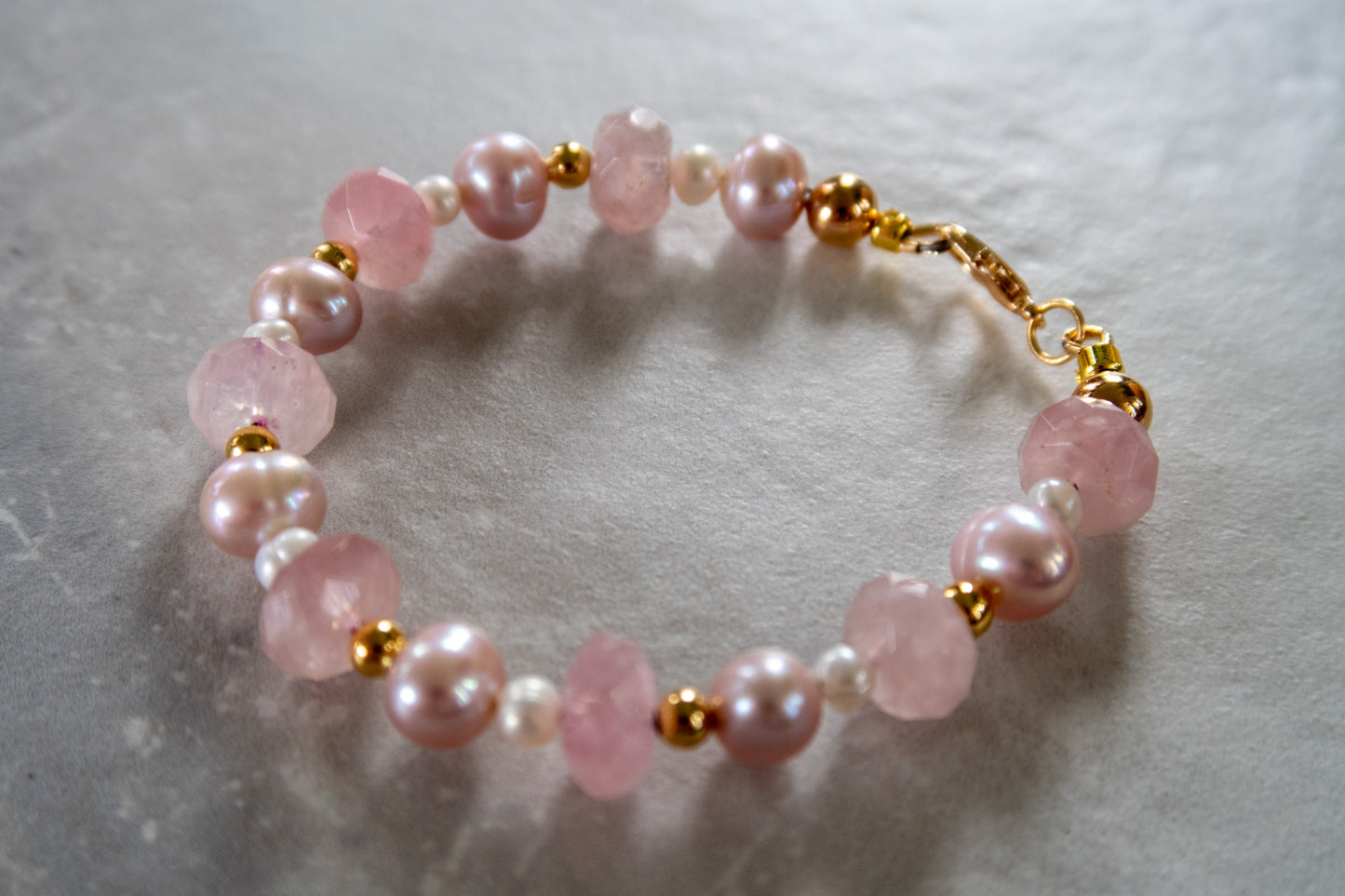 Rose Quartz & Mix Pearls Bracelet