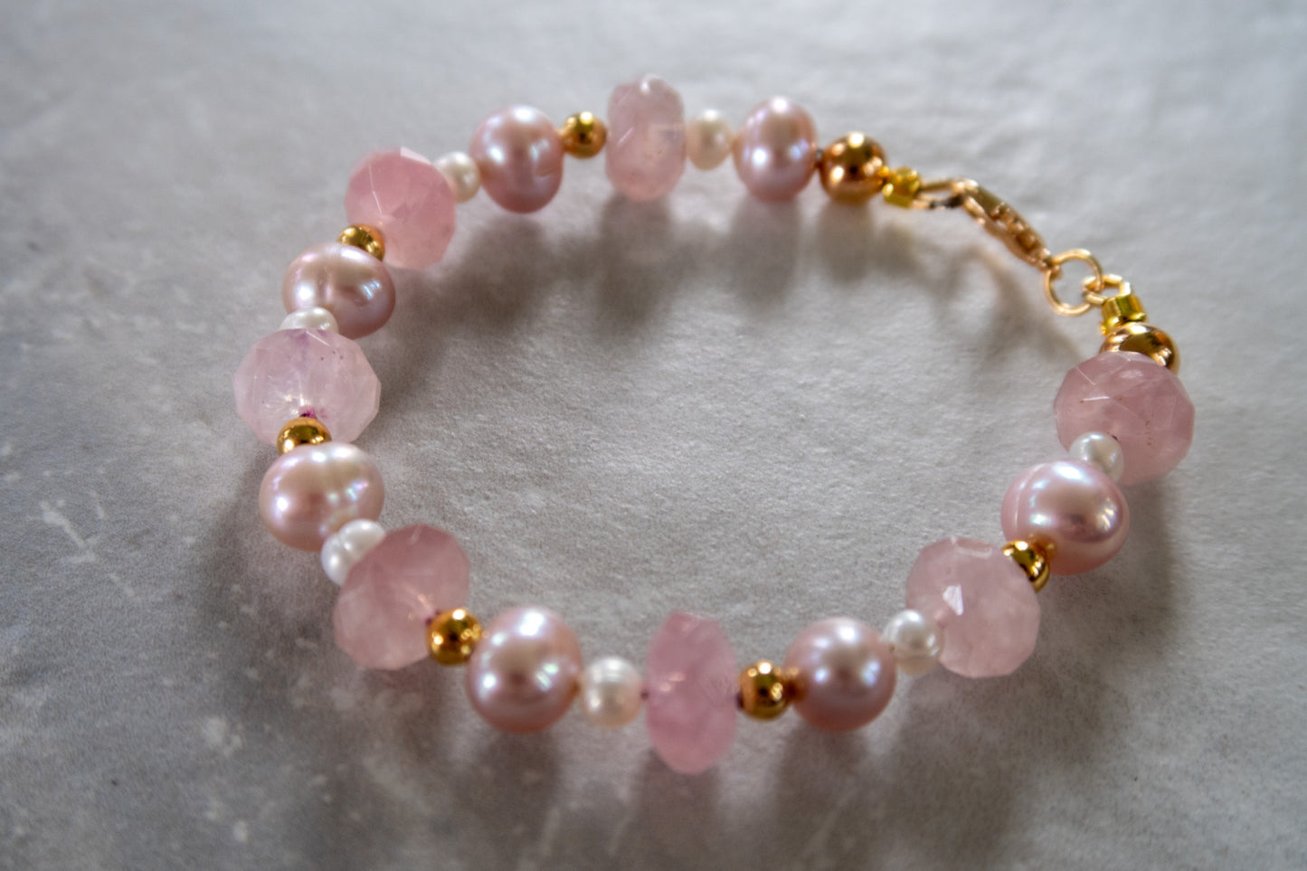 Rose Quartz & Mix Pearls Bracelet