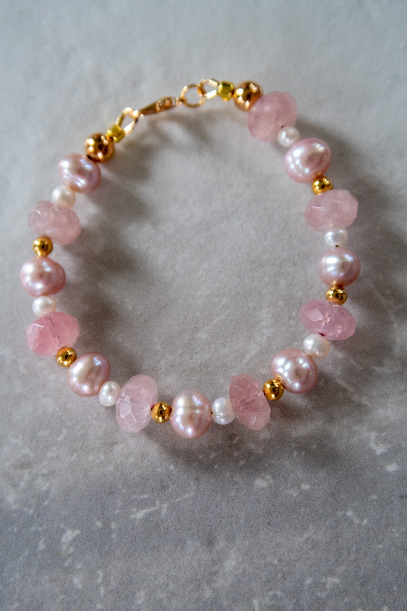 Rose Quartz & Mix Pearls Bracelet