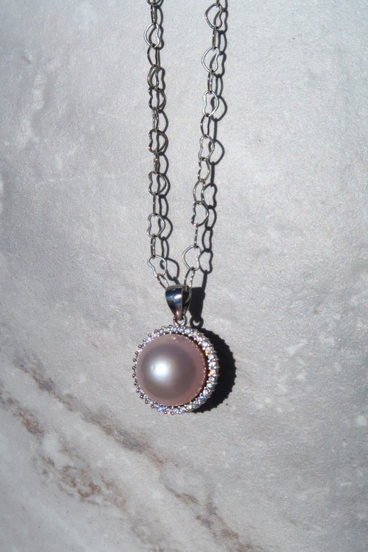 HQ Edison Pearl Pendant - Sterling Silver Heart Chain