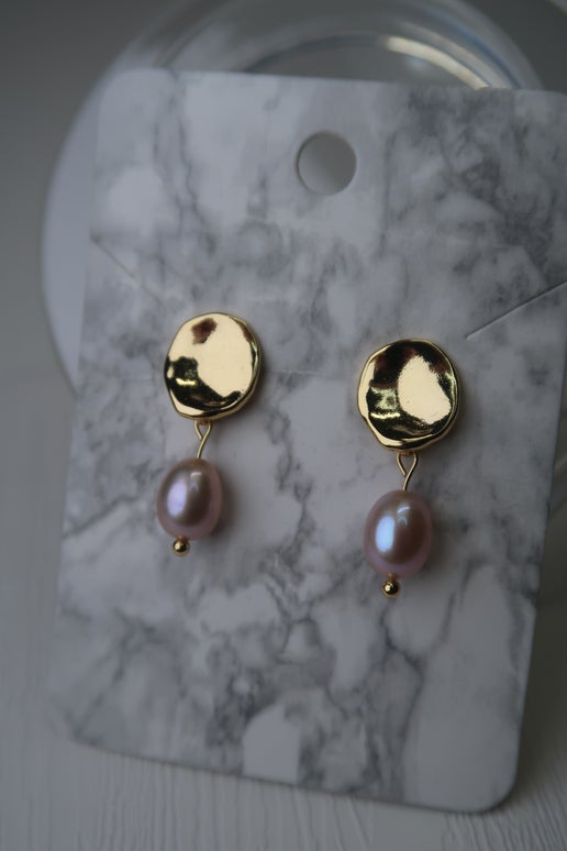 Elegant Pale Pink Natural Freshwater Pearl Gold Plated Earrings ✨