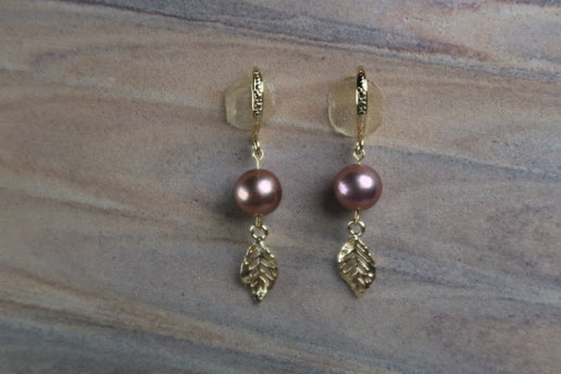 Pink Edison Pearl Earrings - Gold Plated