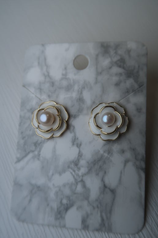Flower Stud Earrings - Gold Plated