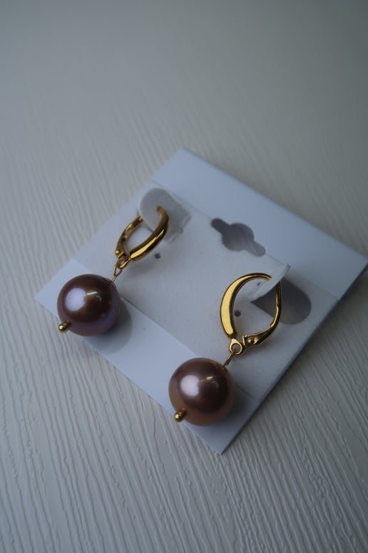 Purple Edison Freshwater Pearl Hoop Earrings!🌟