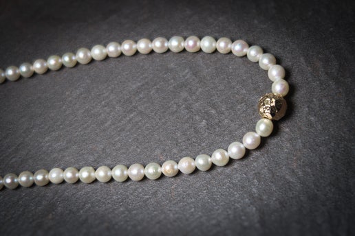Classic Freshwater Pearl Necklace