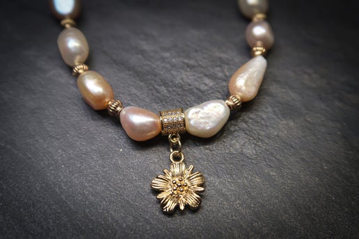 Flower Pearl Charm Necklace
