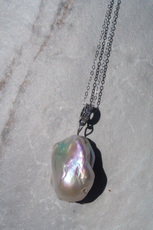 HQ White Baroque Sterling Silver Necklace