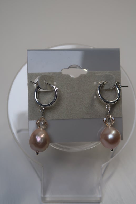 Natural Pinky Peach Freshwater Edison Pearl Hoops