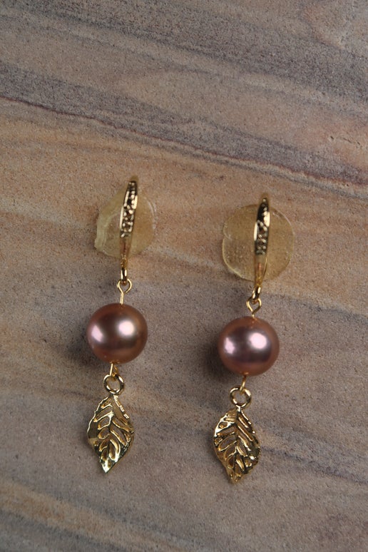 Pink Edison Pearl Earrings - Gold Plated