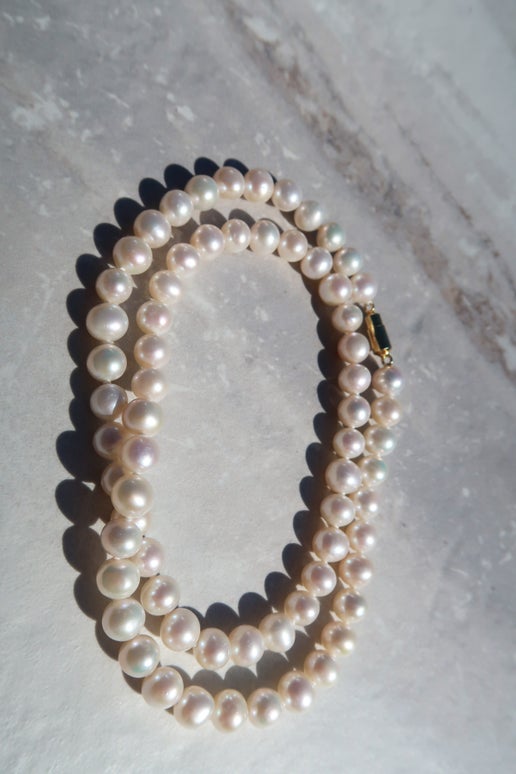 Traditional White Knotted Pearl Necklace