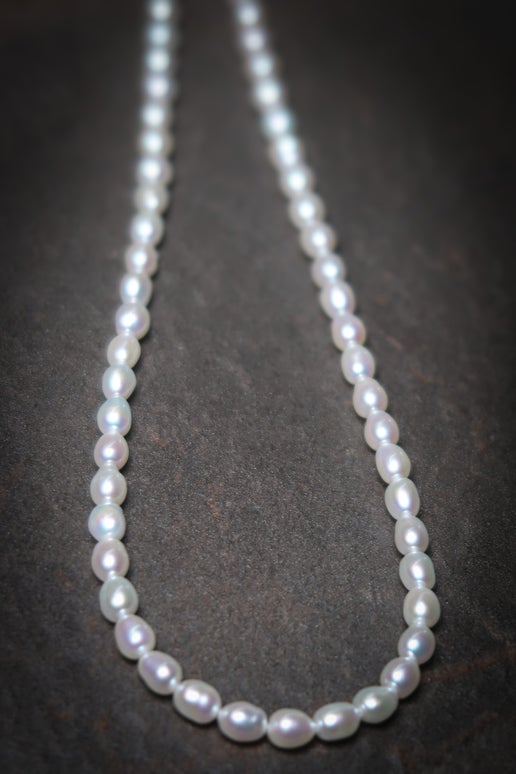 High Quality Natural White Mini Baroque Necklace