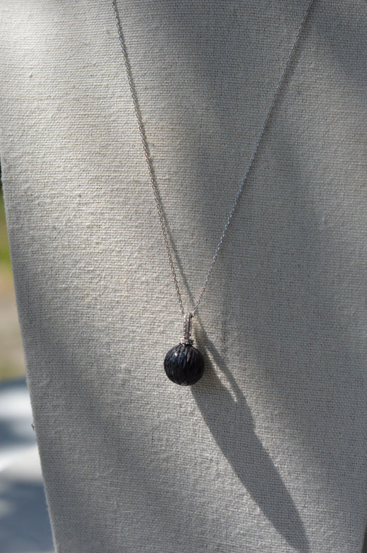 19" Tahitian Pearl Carved Necklace - Sterling Silver