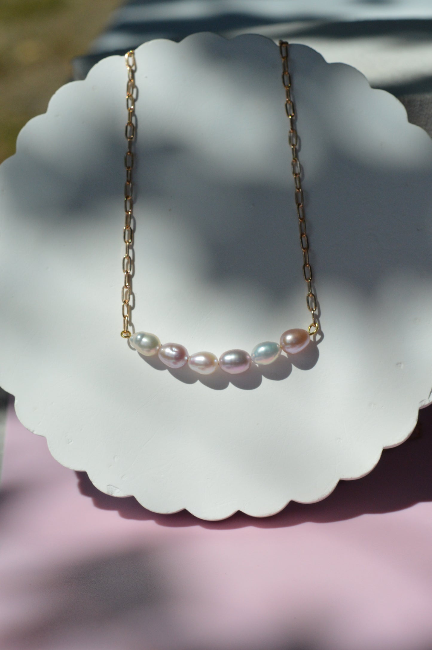 23" Pink & White Freshwater Pearl Necklace – Gold Plated Chain