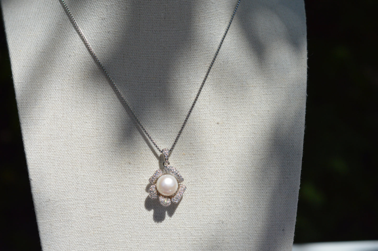 White Pearl Flower Pendant Necklace – 20-22" - Natural Freshwater Pearl