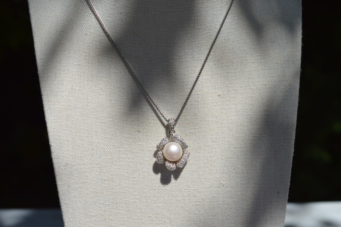 White Pearl Flower Pendant Necklace – 20-22" - Natural Freshwater Pearl