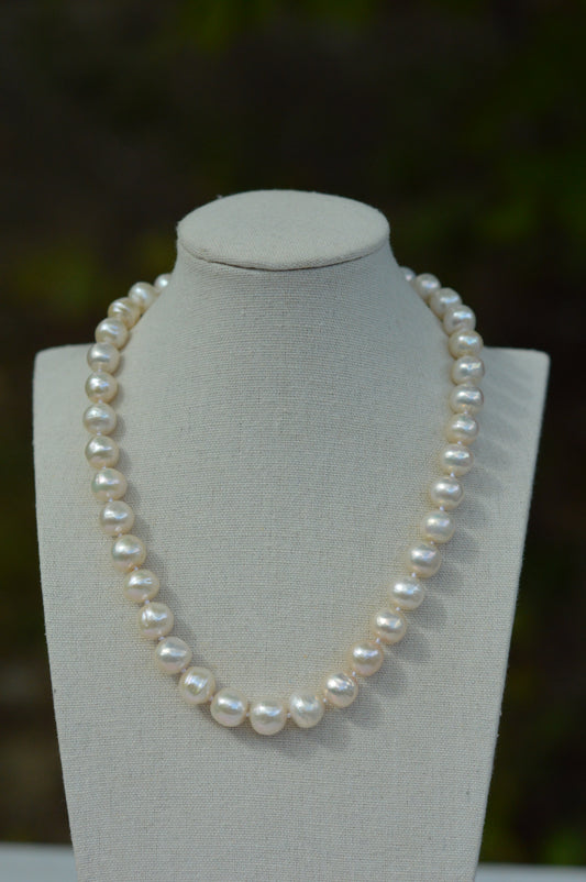 17" White Edison Pearl AAAA Necklace – 10.5–11mm