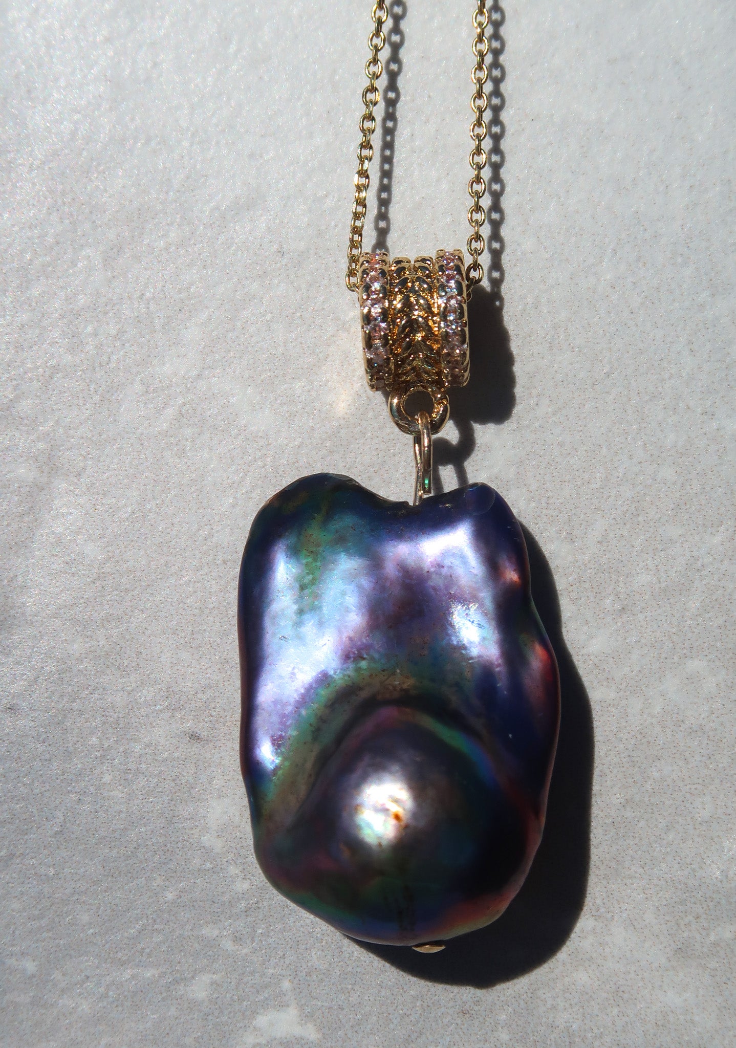 Peacock Pearl Rainbow Luster Pendant