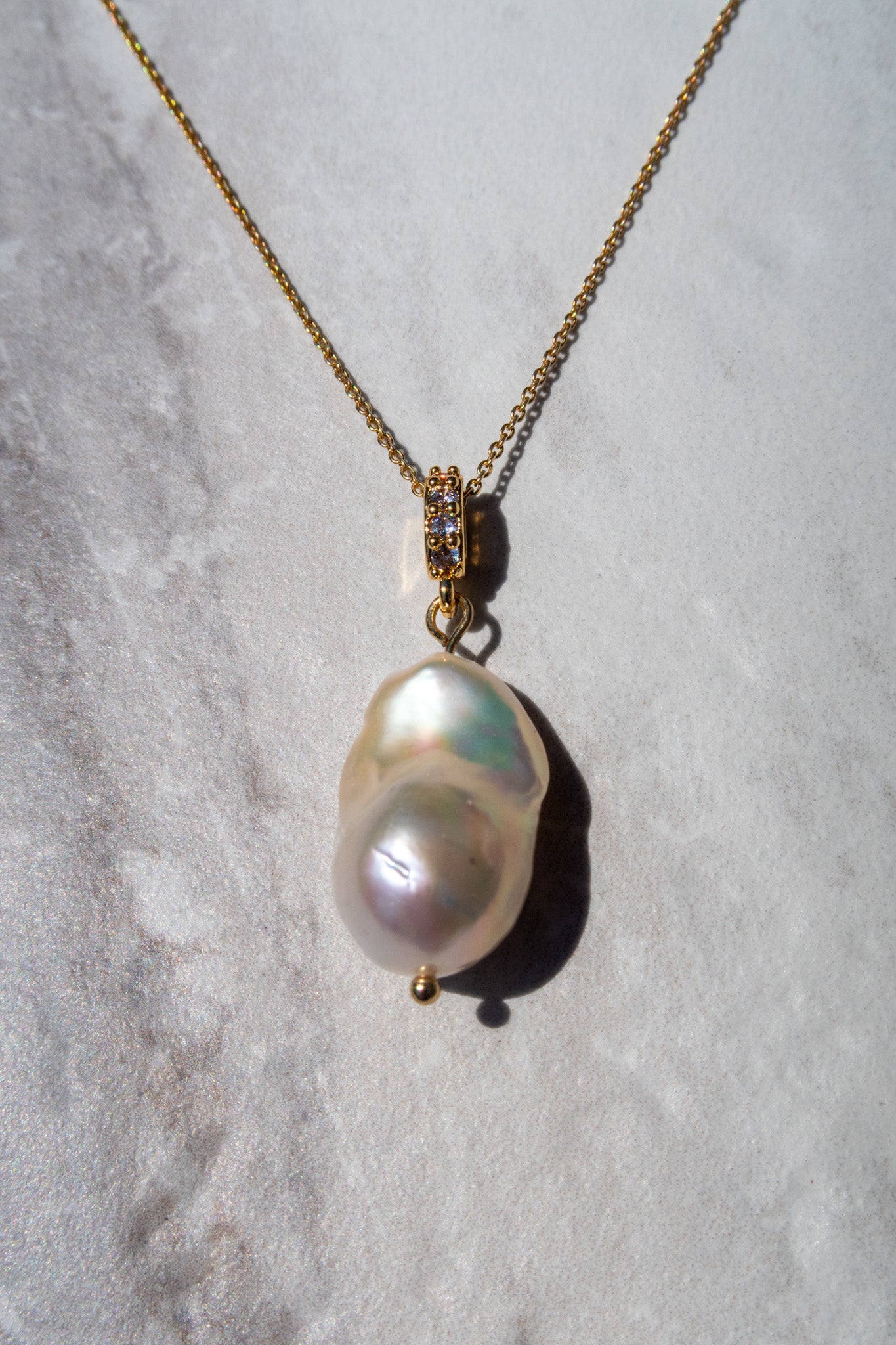 Elegant White Baroque Pendant