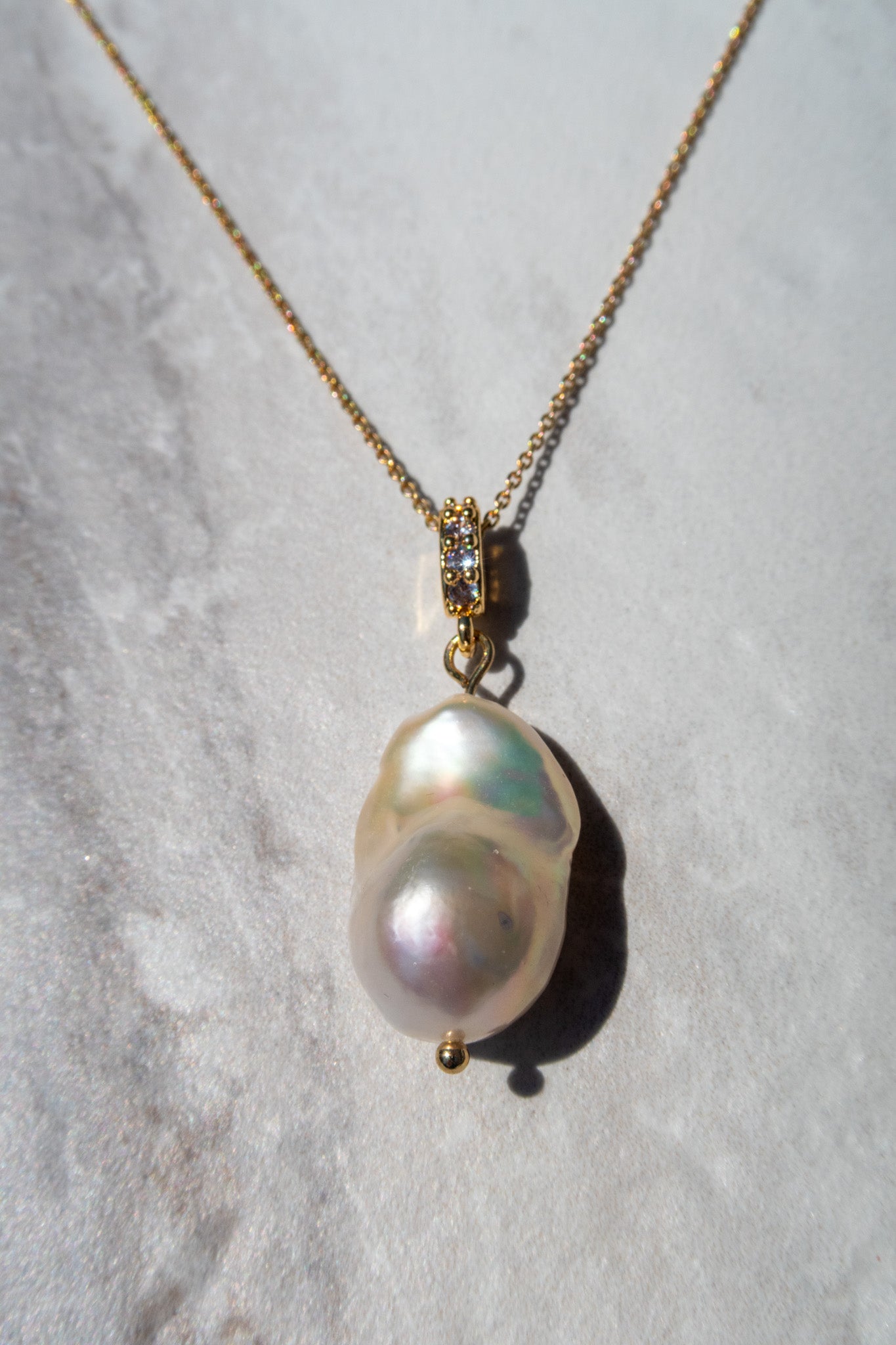 Elegant White Baroque Pendant