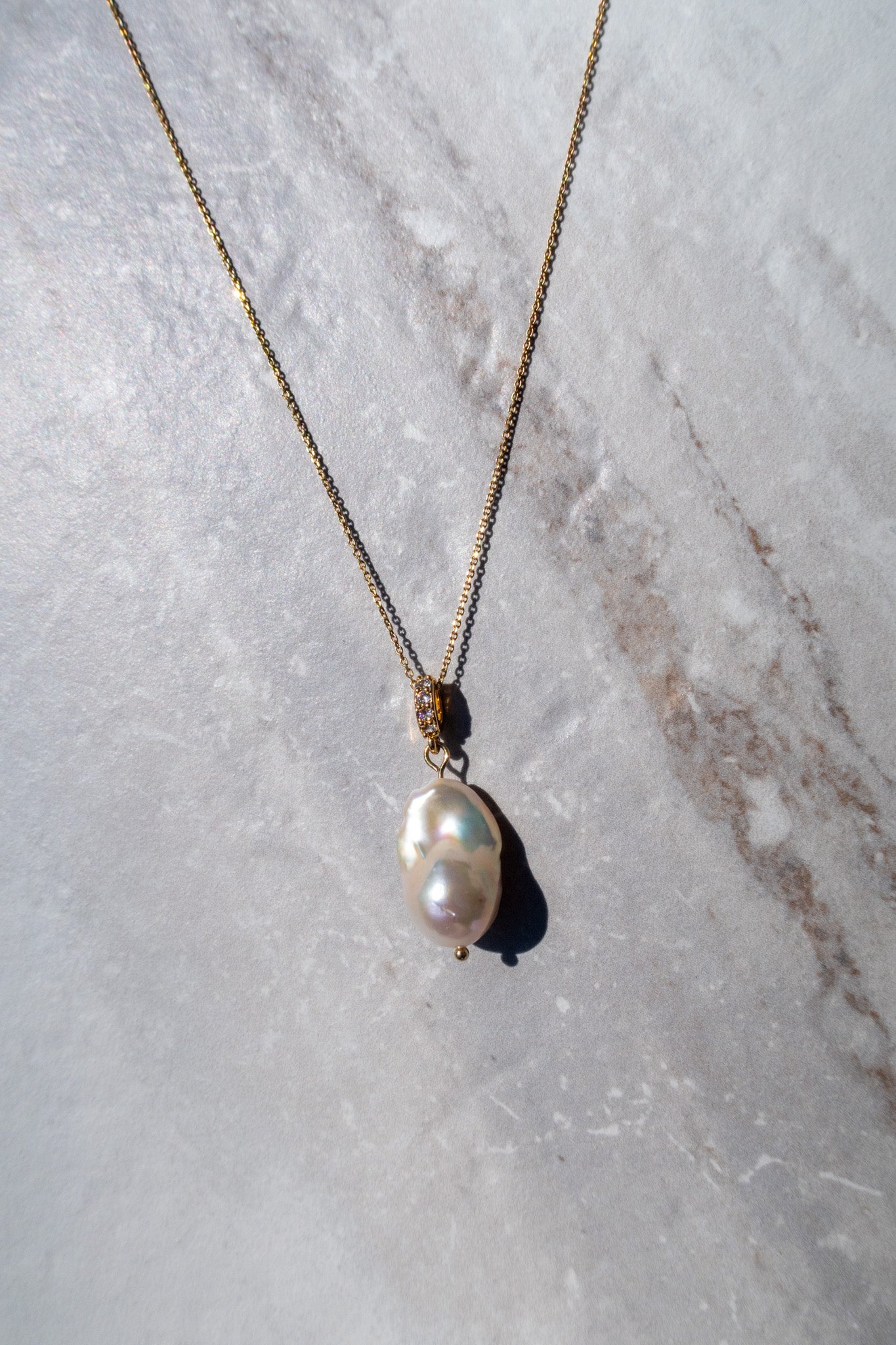 Elegant White Baroque Pendant