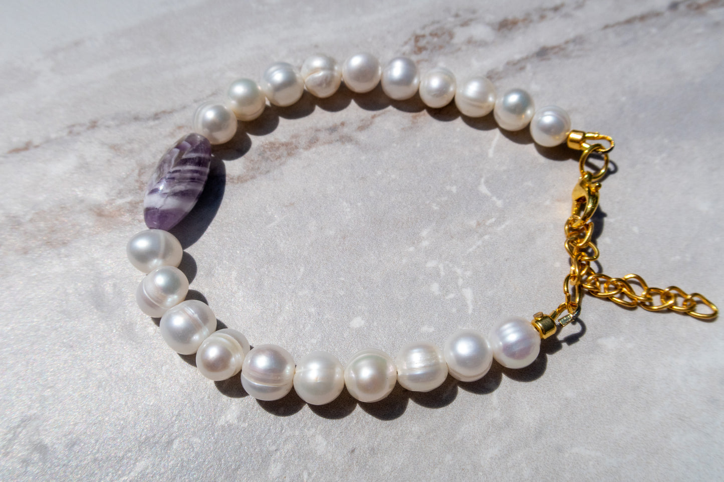 Natural White Freshwater Pearl & Amethyst Bracelet
