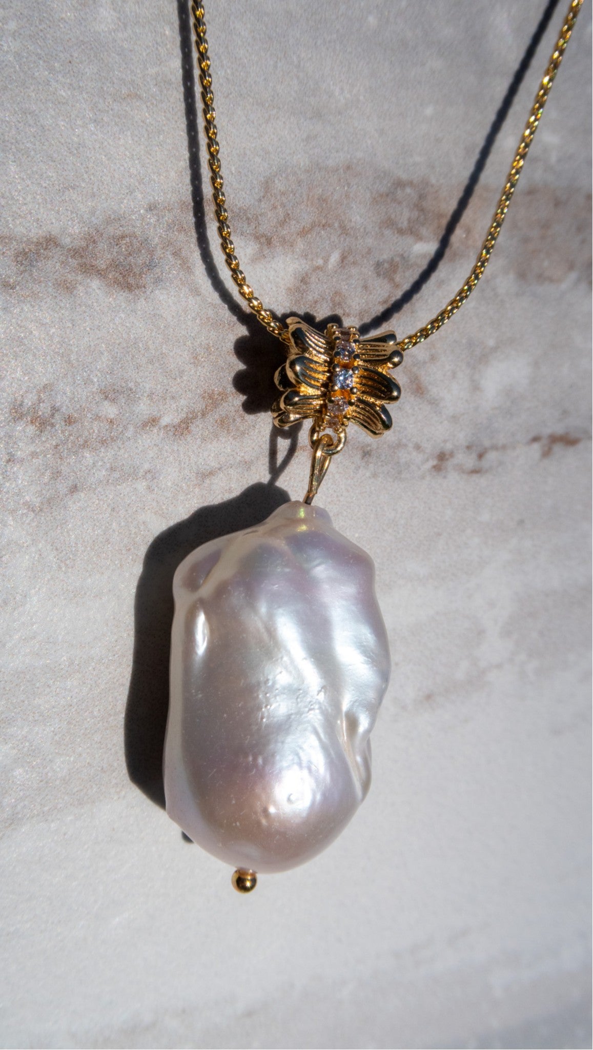 Iridescent White Baroque Pendant