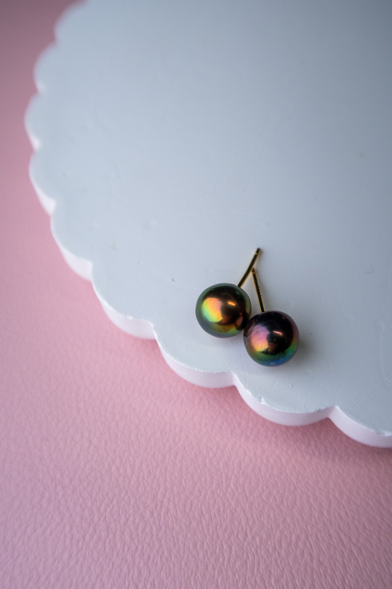 Metallic Peacock Green Pearl Studs ✨