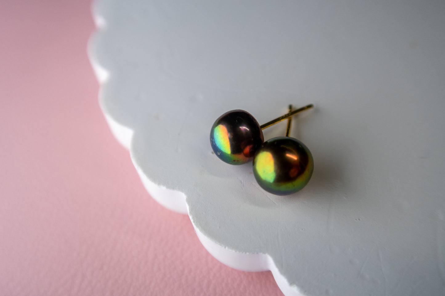 Metallic Peacock Green Pearl Studs ✨