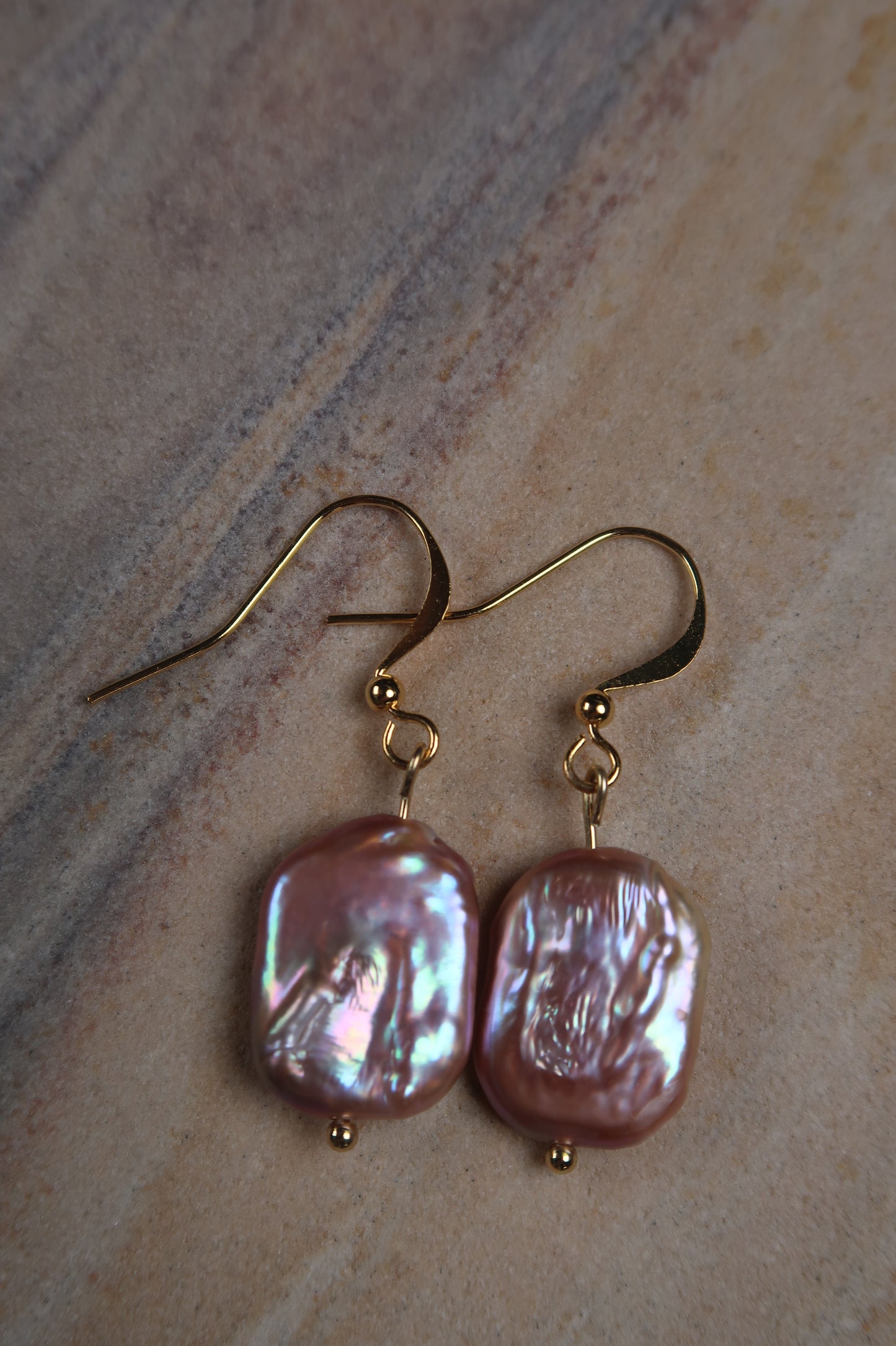 Stunning Pink Rectangle Pearl Earrings✨