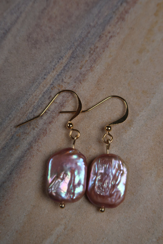 Stunning Pink Rectangle Pearl Earrings✨