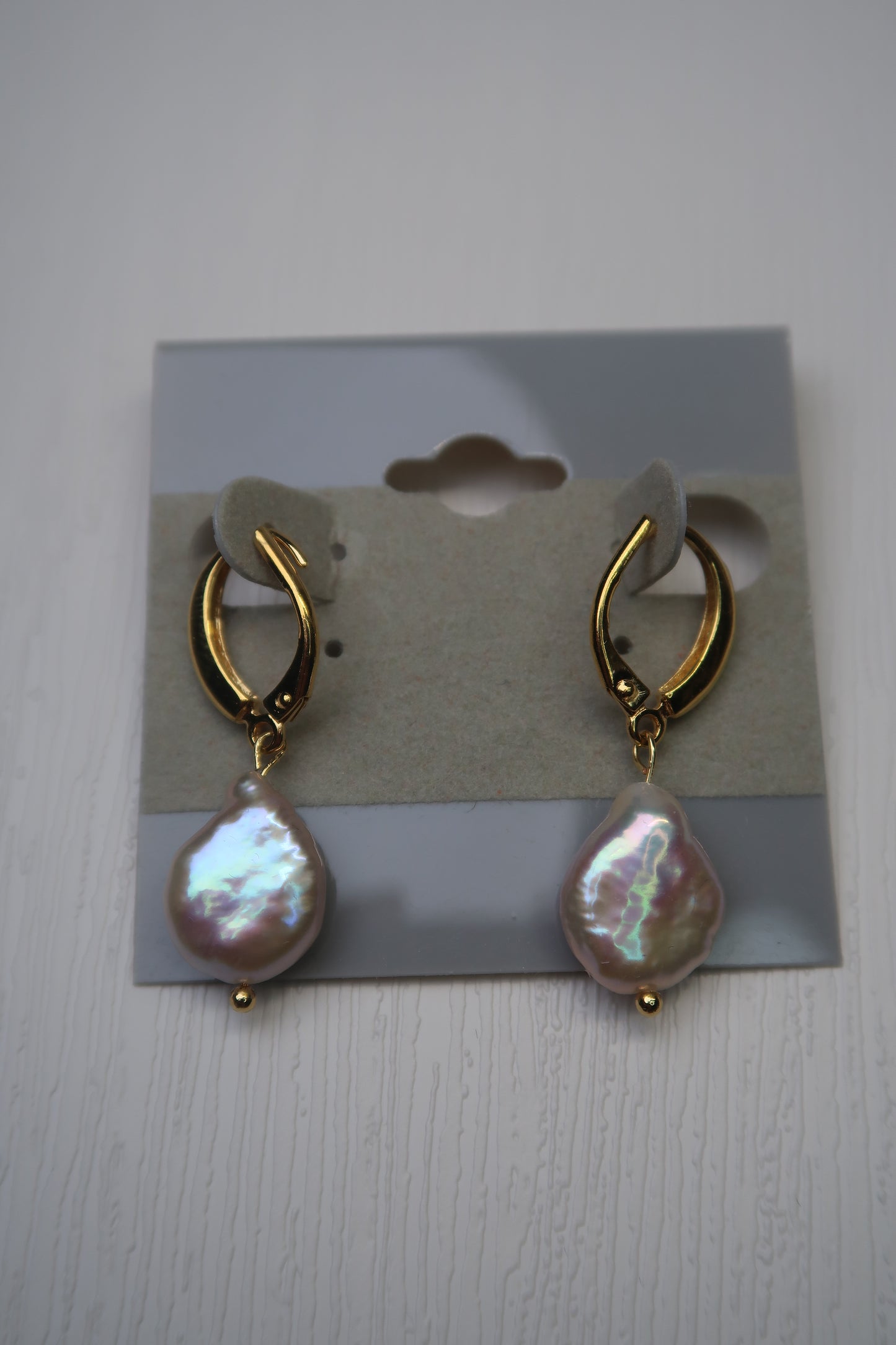 ✨Natural Sakura White Freshwater Pearls with Gold-Plated Hoops