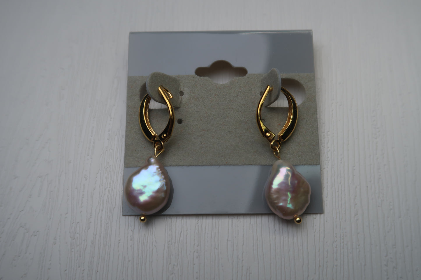 ✨Natural Sakura White Freshwater Pearls with Gold-Plated Hoops