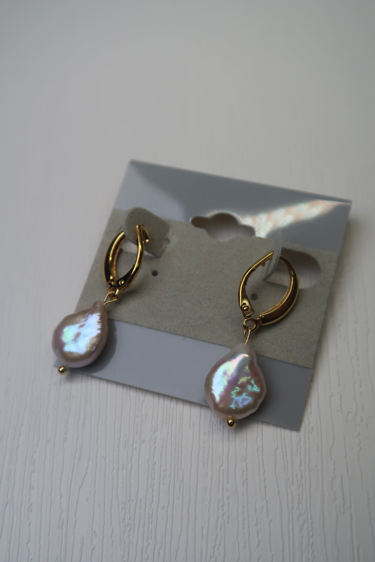 ✨Natural Sakura White Freshwater Pearls with Gold-Plated Hoops